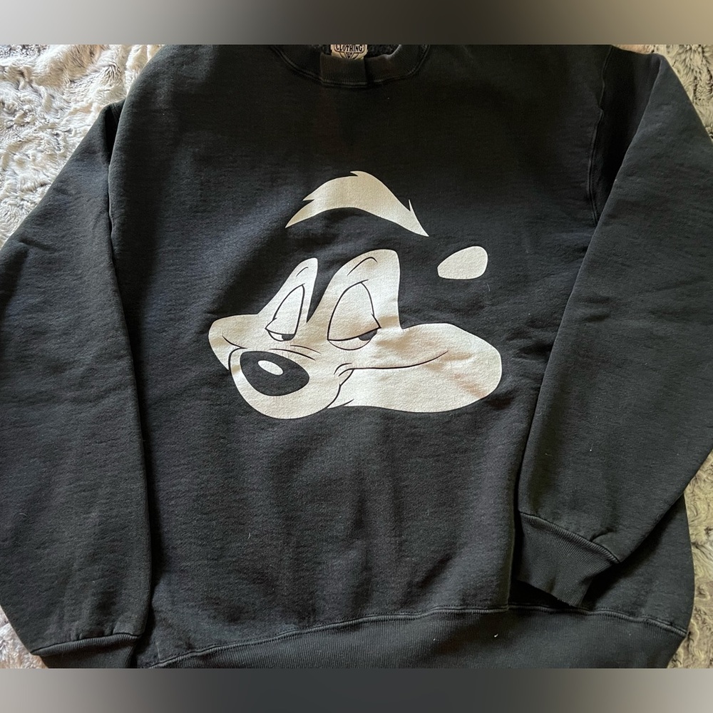 Vintage 1993 Pepe LePew sweatshirt